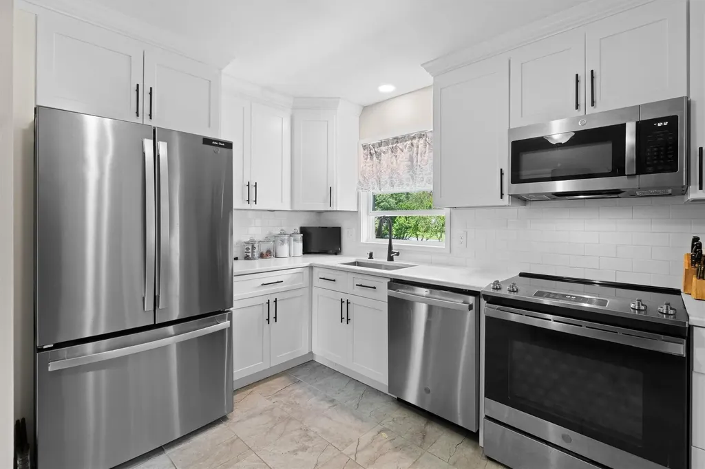35 Highview Avenue Florida NY 10921