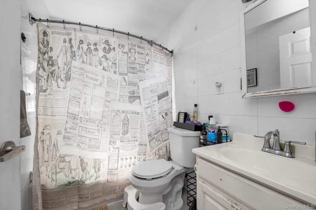 4360 Auburndale Lane Flushing NY 11358