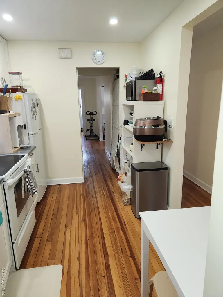 4360 Auburndale Lane Flushing NY 11358