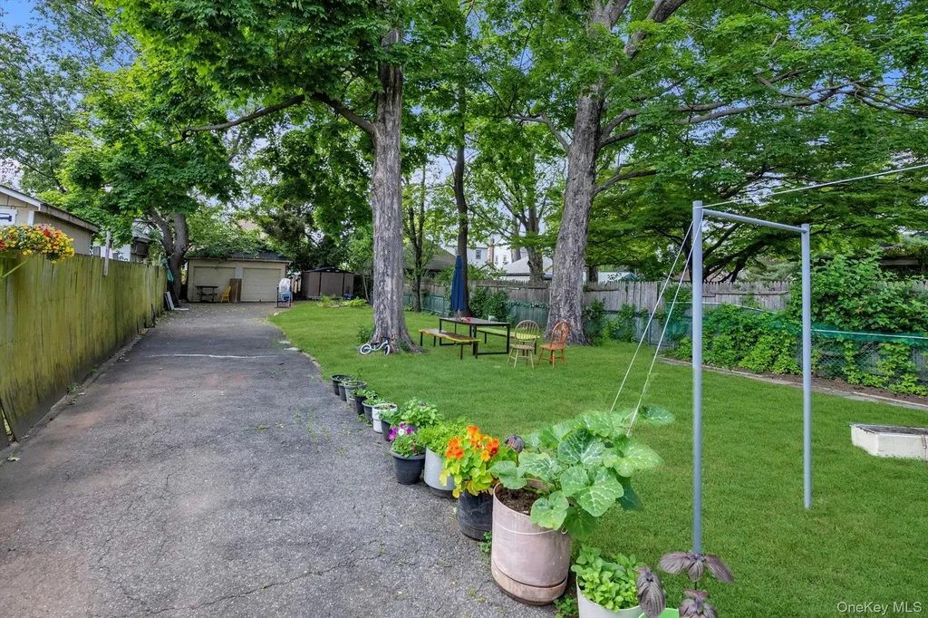 4360 Auburndale Lane Flushing NY 11358