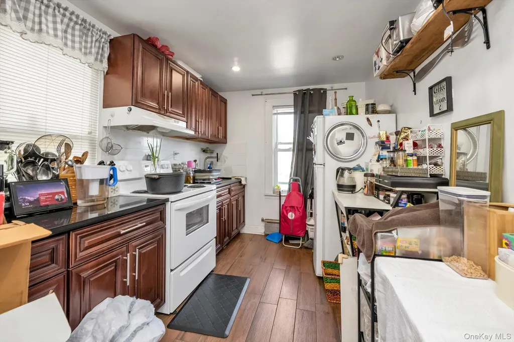 4360 Auburndale Lane Flushing NY 11358