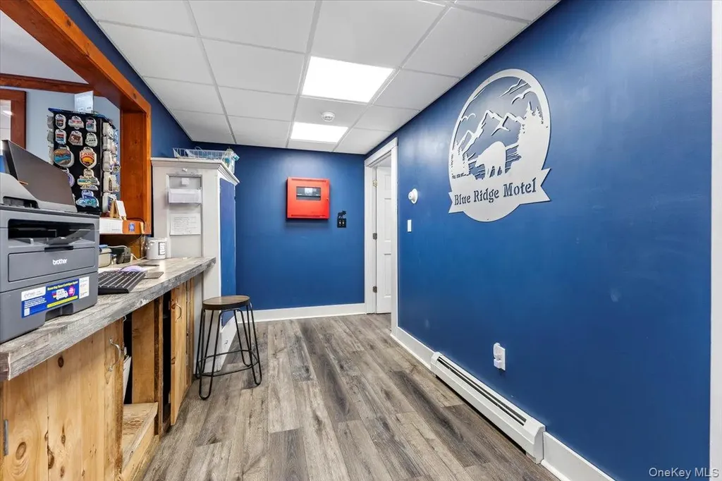 2455 Us-9 Call Listing Agent NY 12870-3207