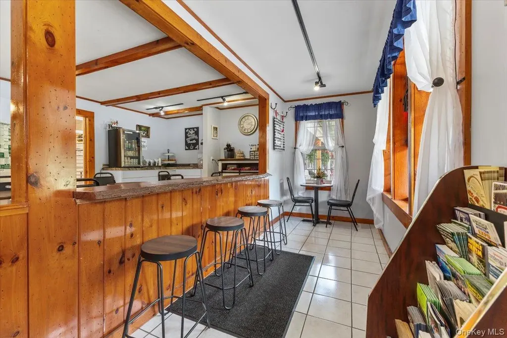 2455 Us-9 Call Listing Agent NY 12870-3207