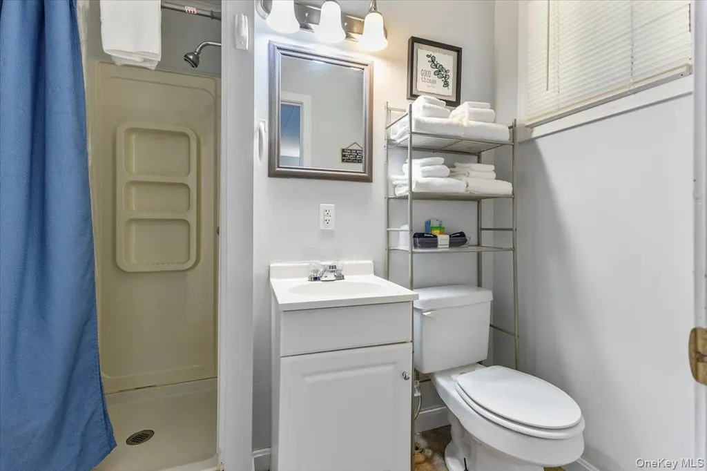 2455 Us-9 Call Listing Agent NY 12870-3207