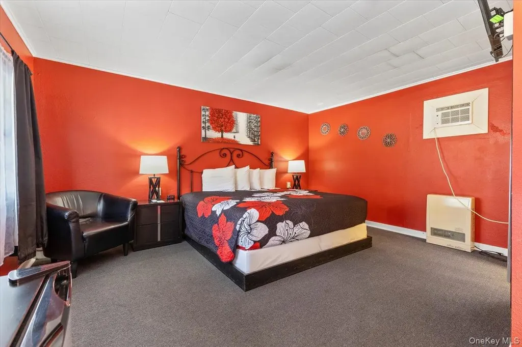 2455 Us-9 Call Listing Agent NY 12870-3207