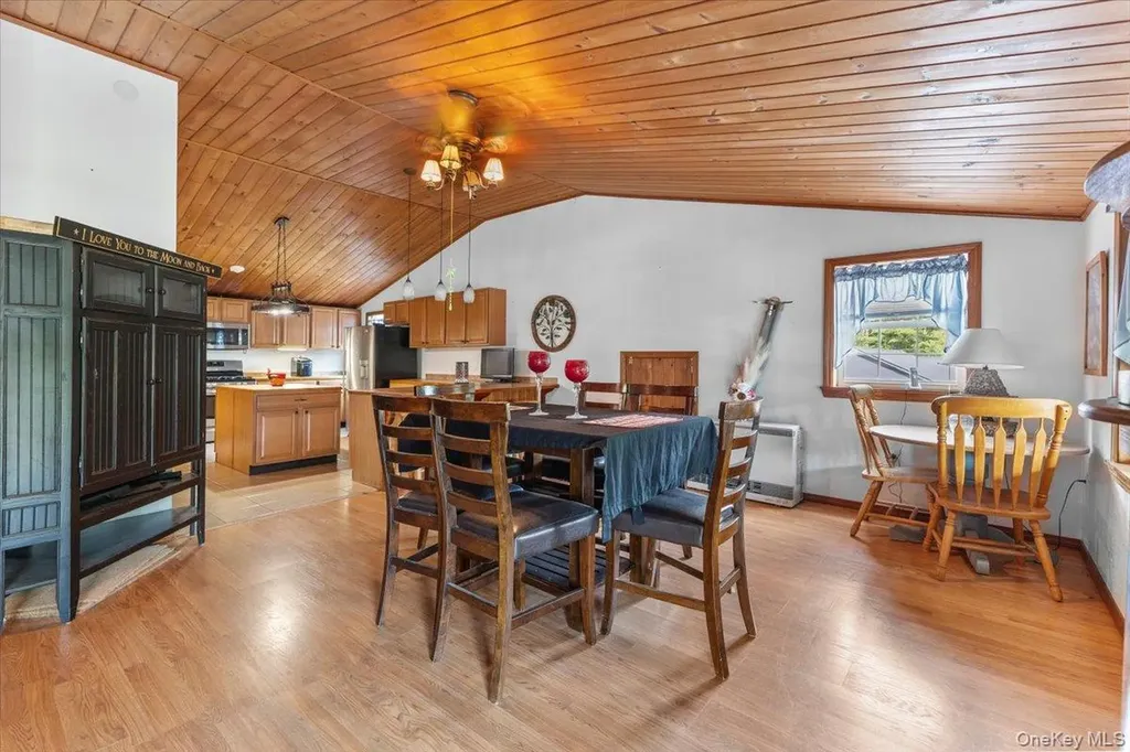 2455 Us-9 Call Listing Agent NY 12870-3207