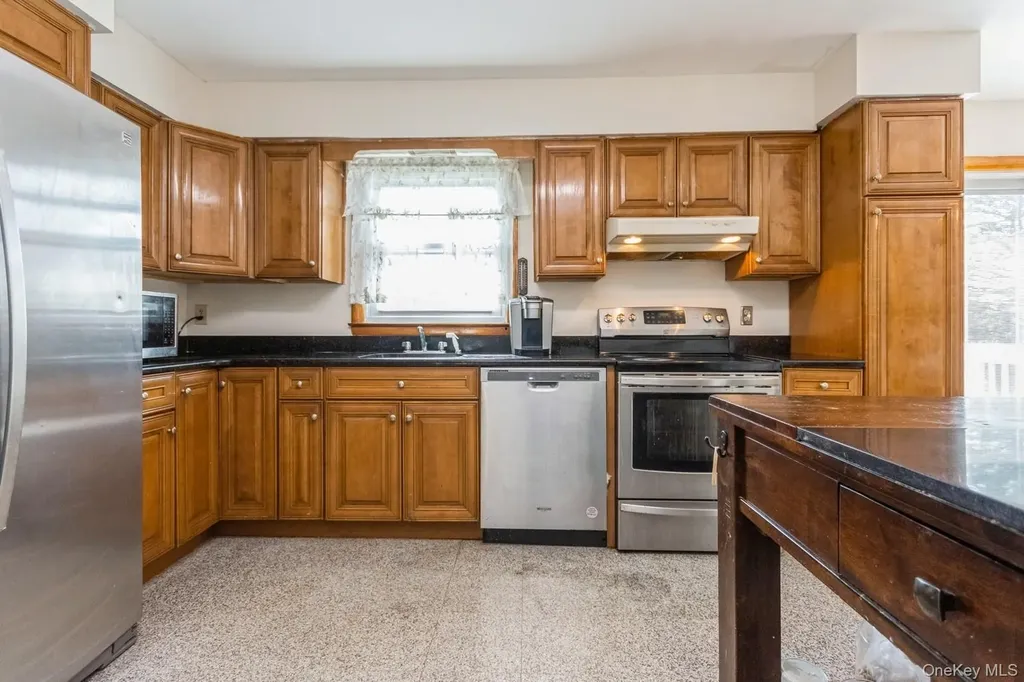 42 Lime Kiln Road Dover Plains NY 12522
