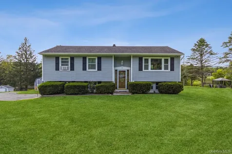 42 Lime Kiln Road Dover Plains NY 12522