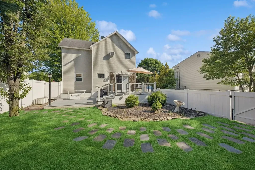 23 Marshall Street Patchogue NY 11772