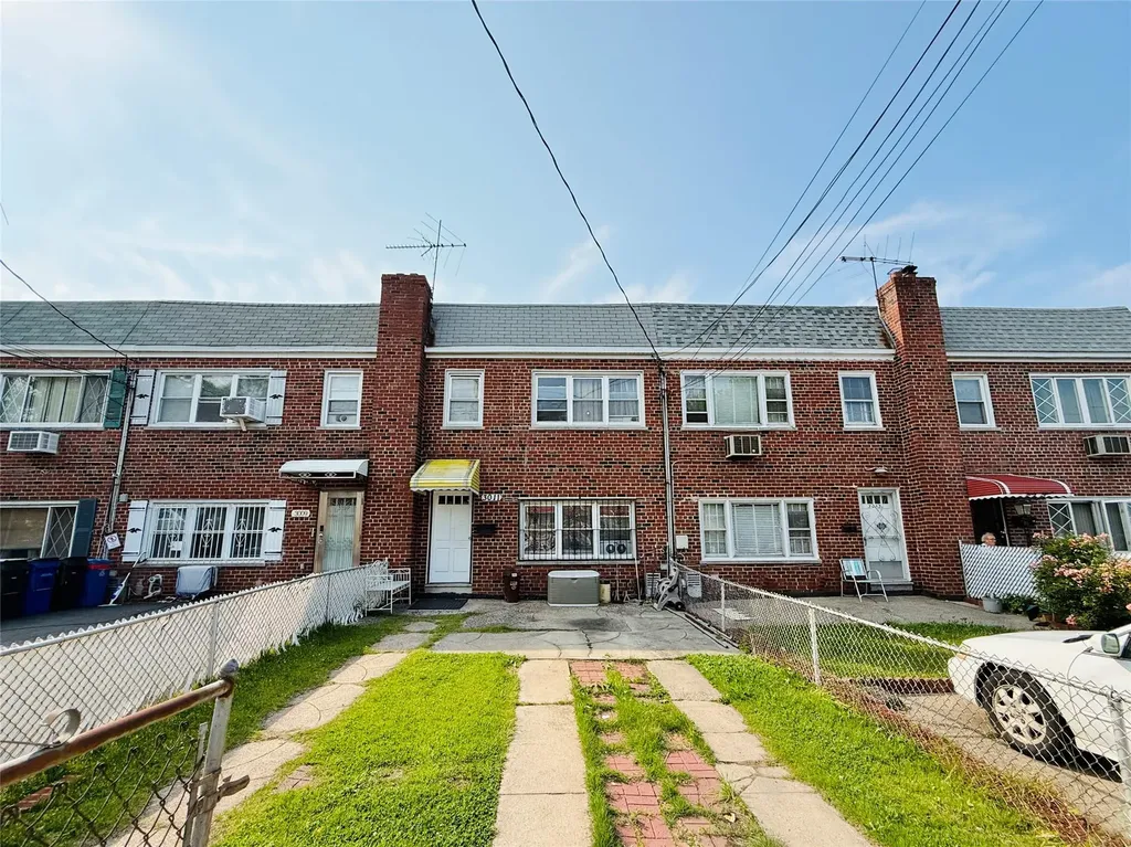 3011 Randall Avenue Bronx NY 10465