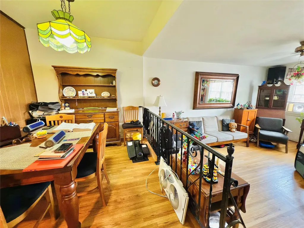 3011 Randall Avenue Bronx NY 10465