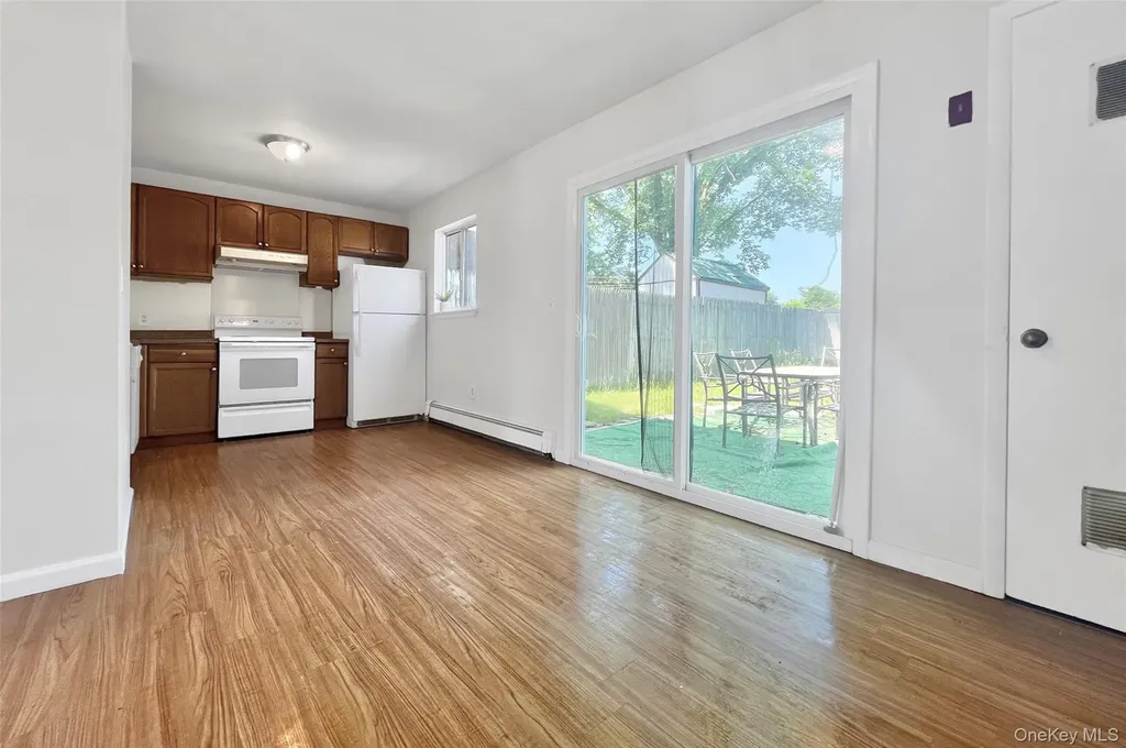 4 Red Barn Lane Middletown NY 10940