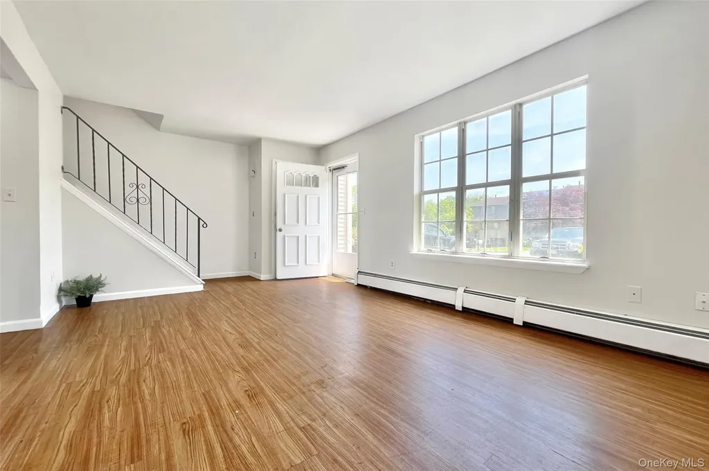 4 Red Barn Lane Middletown NY 10940
