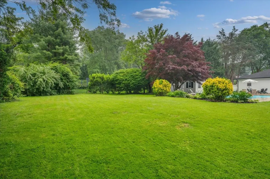 9 Loch Lane Rye Brook NY 10573