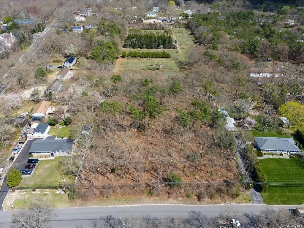 Cedarhurst Avenue Medford NY 11763