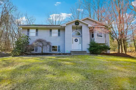403 Haverstraw Road Suffern NY 10901