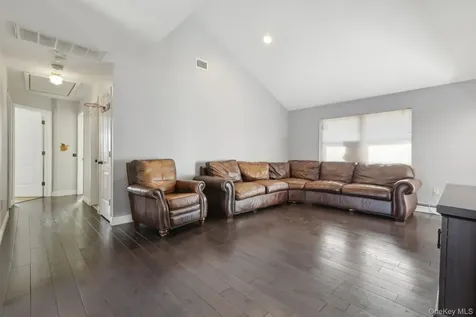 403 Haverstraw Road Suffern NY 10901