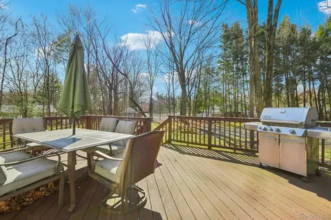 403 Haverstraw Road Suffern NY 10901