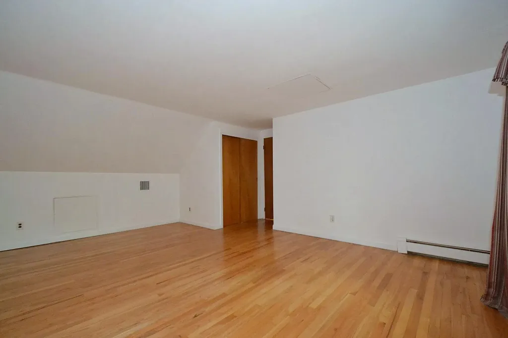 78 Avenue E Holbrook NY 11741