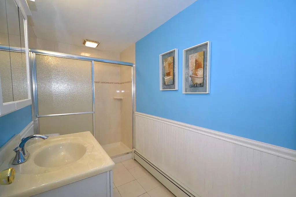 78 Avenue E Holbrook NY 11741
