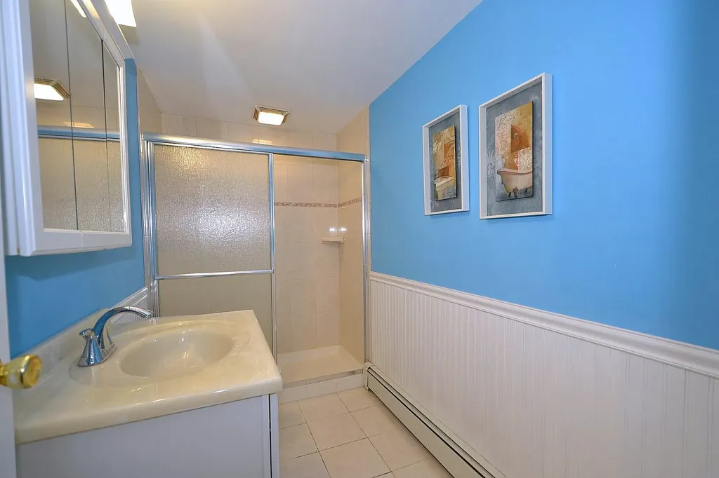 78 Avenue E Holbrook NY 11741