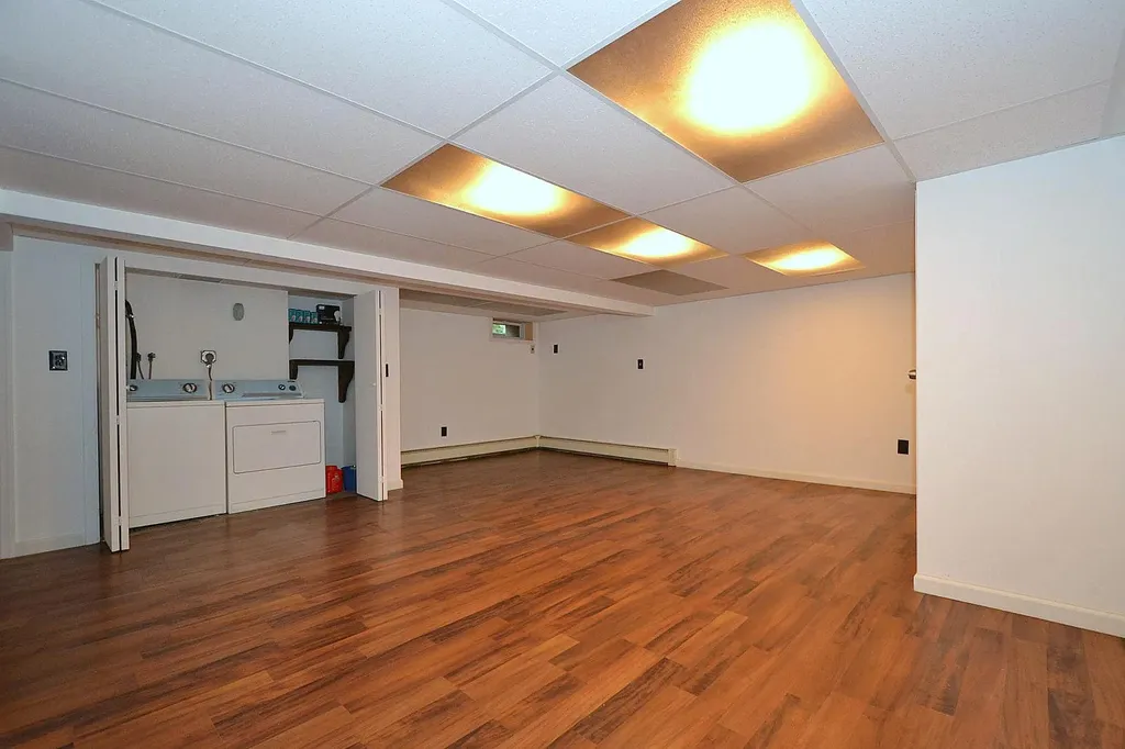 78 Avenue E Holbrook NY 11741