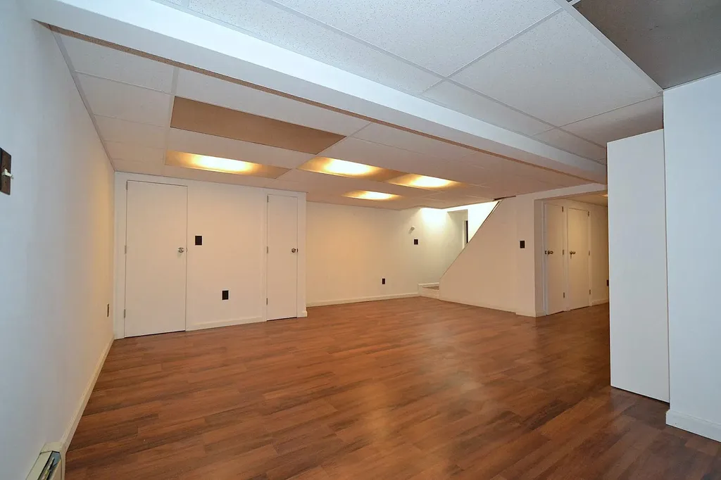 78 Avenue E Holbrook NY 11741