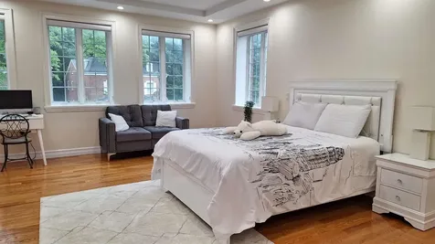 32-37 214 Streets Bayside NY 11361