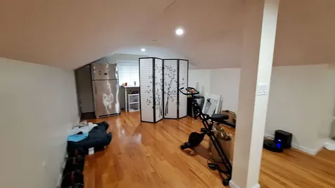 32-37 214 Streets Bayside NY 11361