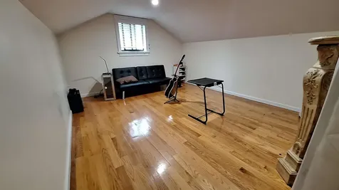 32-37 214 Streets Bayside NY 11361