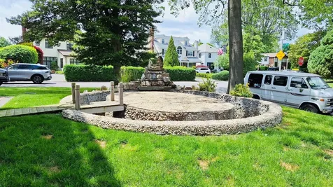 32-37 214 Streets Bayside NY 11361