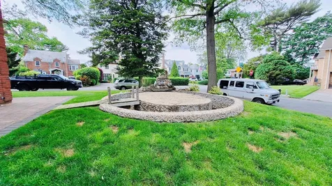 32-37 214 Streets Bayside NY 11361