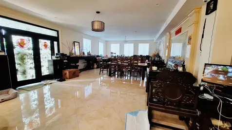 32-37 214 Streets Bayside NY 11361