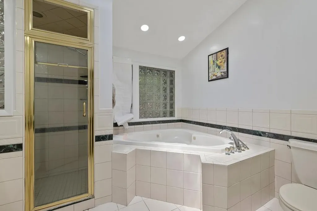 45 Halley Drive Pomona NY 10970