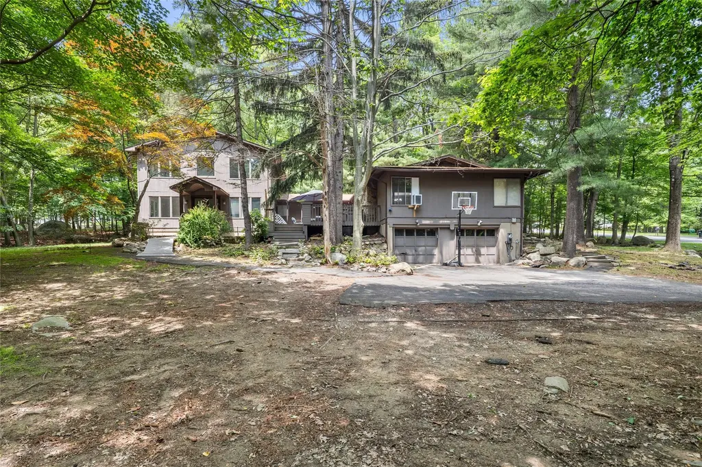 45 Halley Drive Pomona NY 10970