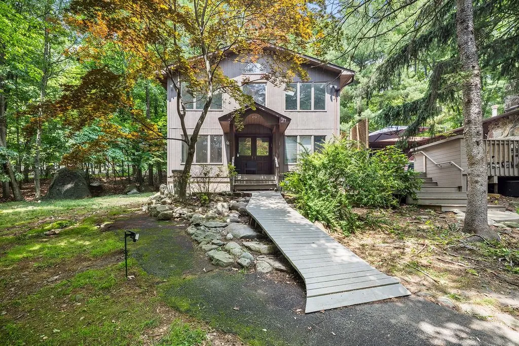 45 Halley Drive Pomona NY 10970