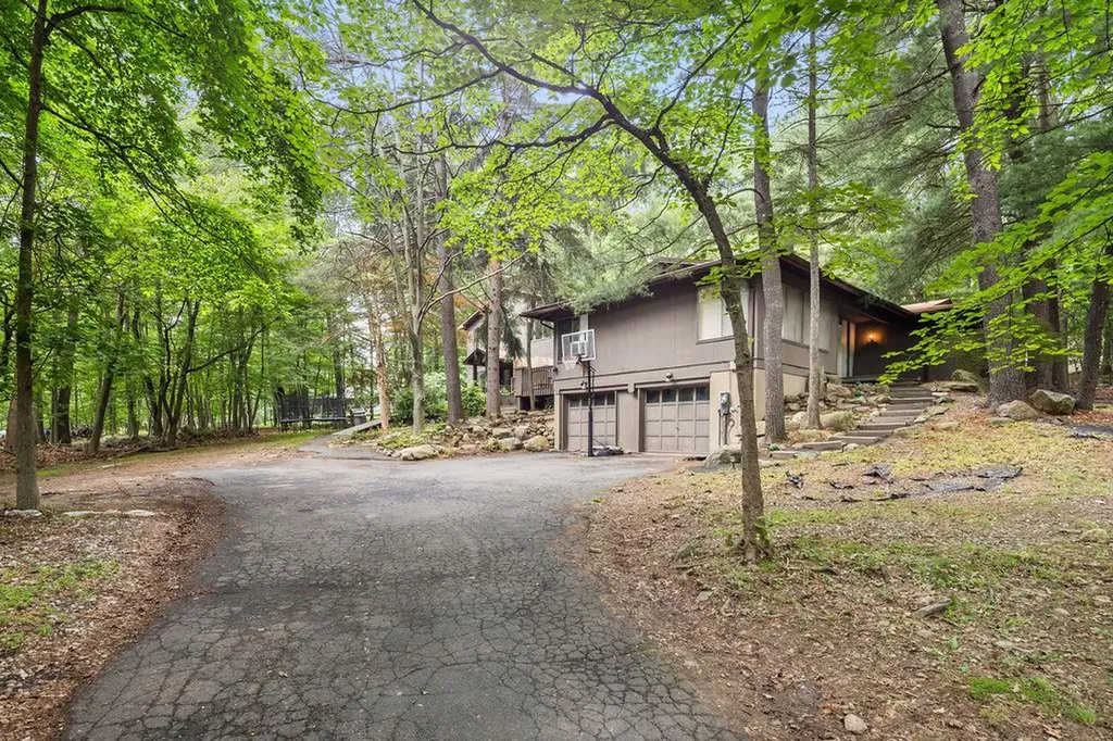 45 Halley Drive Pomona NY 10970