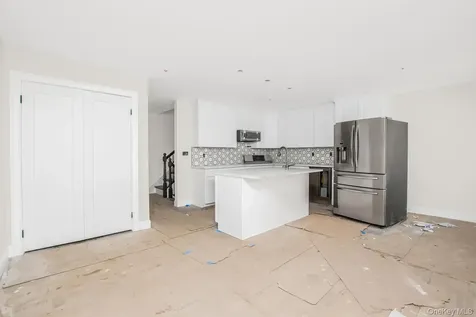 65 W 2nd Street Mount Vernon NY 10550