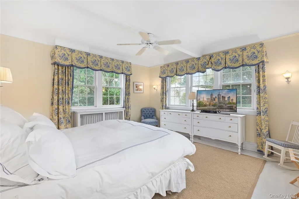 22 Bayfield Lane Westhampton Beach NY 11978