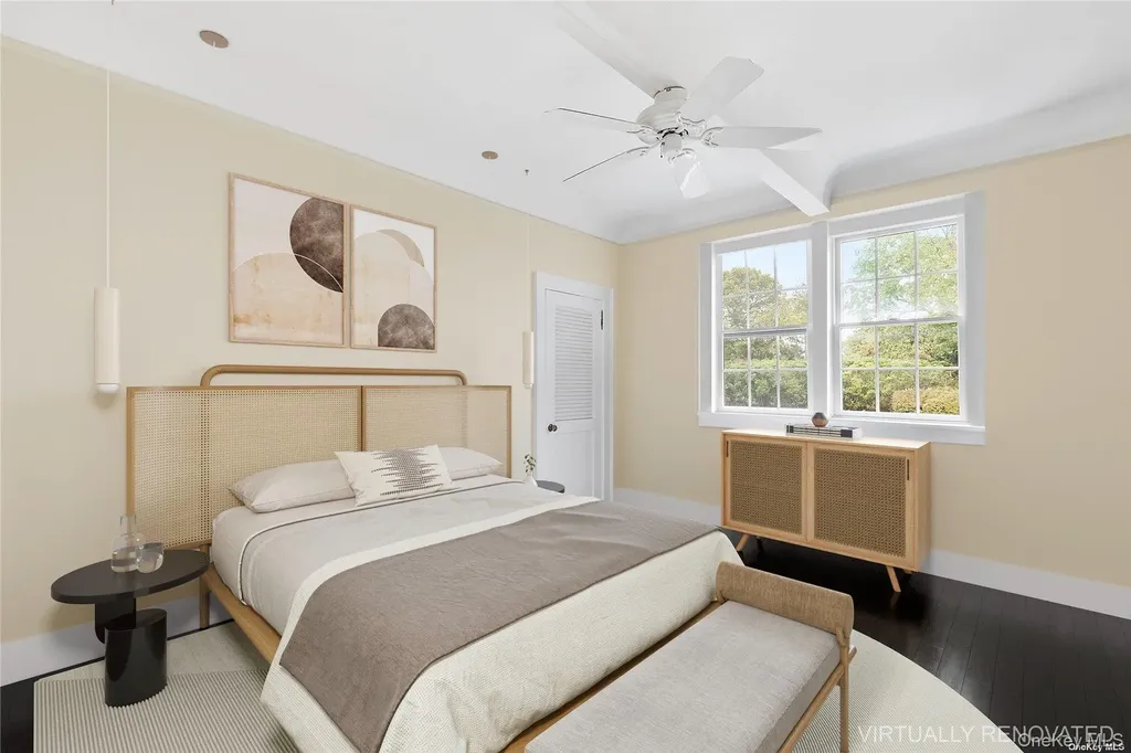 22 Bayfield Lane Westhampton Beach NY 11978