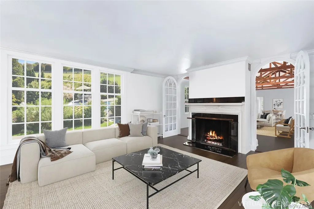 22 Bayfield Lane Westhampton Beach NY 11978