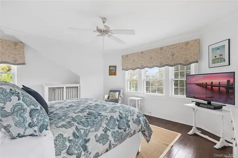 22 Bayfield Lane Westhampton Beach NY 11978