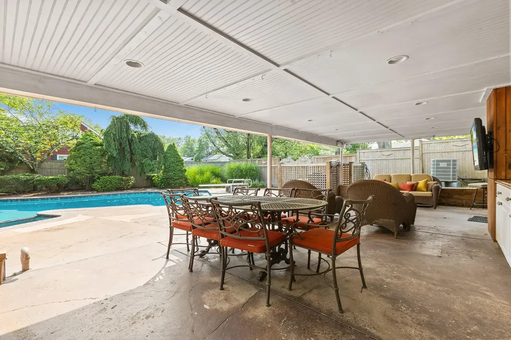 21 Holly Lane Rye Brook NY 10573