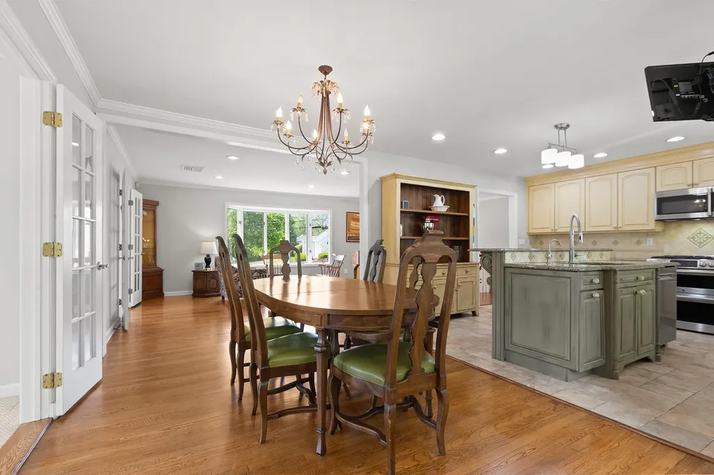 21 Holly Lane Rye Brook NY 10573