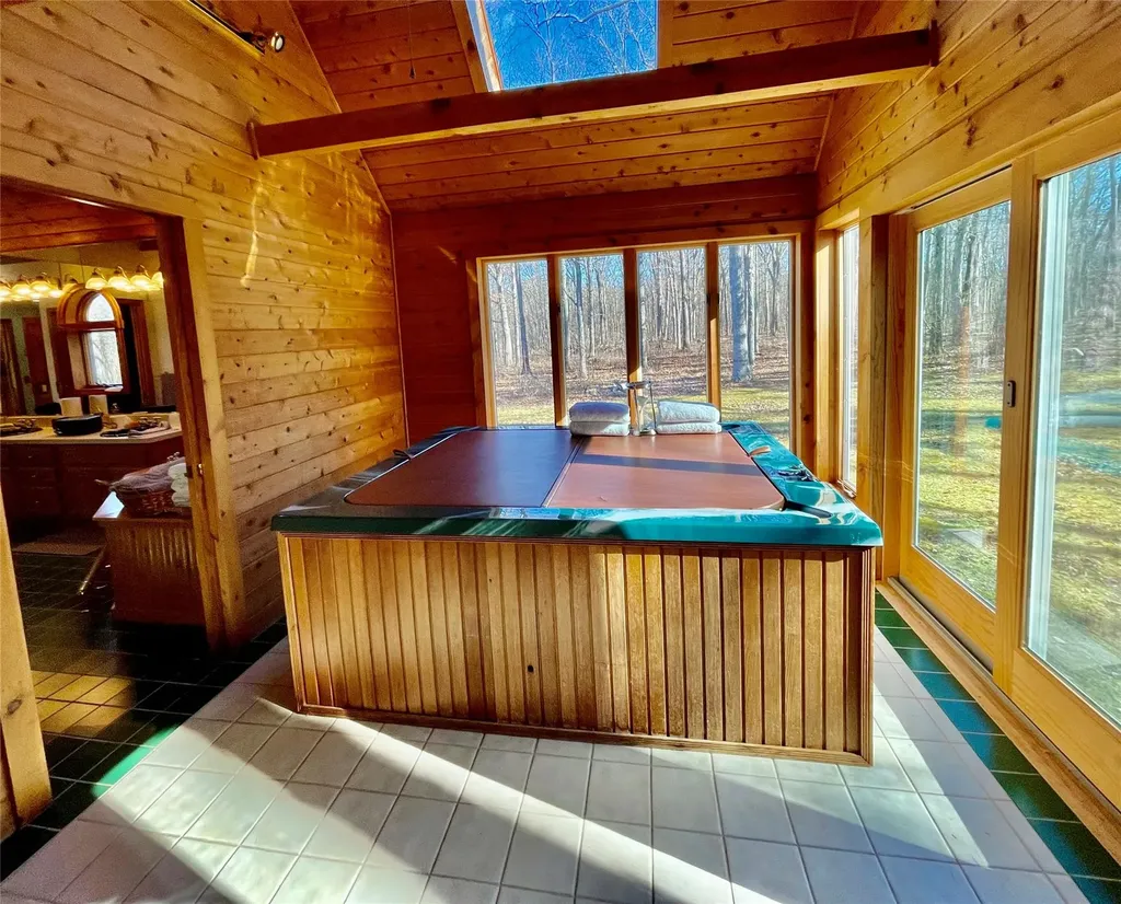 71 Saddleback Ridge Road Wallkill NY 12589