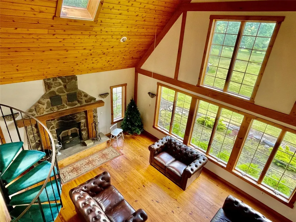 71 Saddleback Ridge Road Wallkill NY 12589