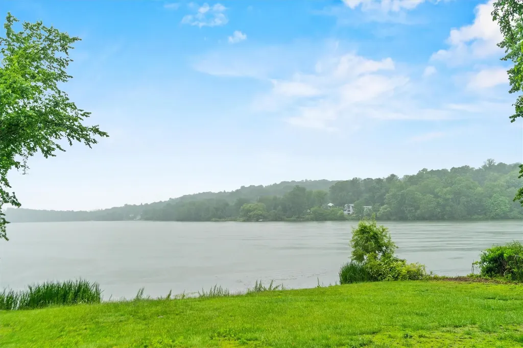 268 Lake Shore Drive Brewster NY 10509