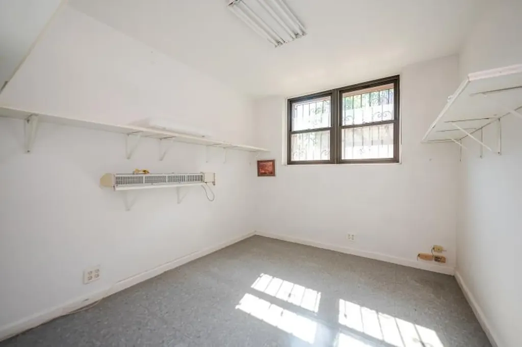 1783 Seminole Avenue Bronx NY 10461