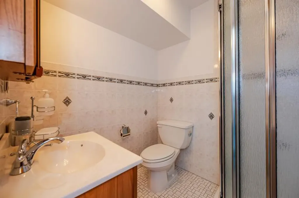 1783 Seminole Avenue Bronx NY 10461