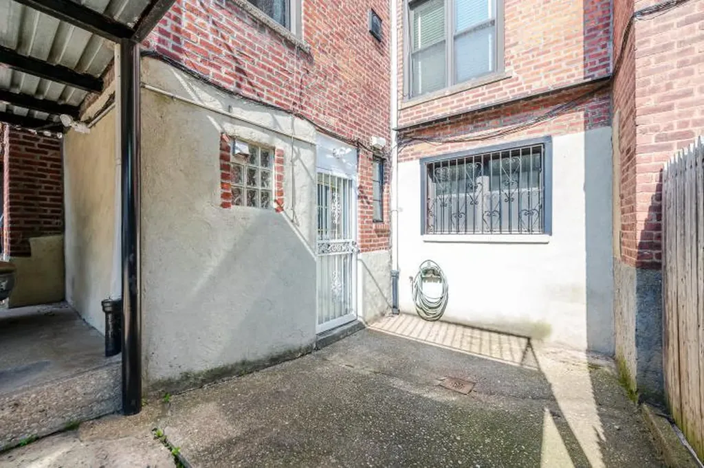 1783 Seminole Avenue Bronx NY 10461